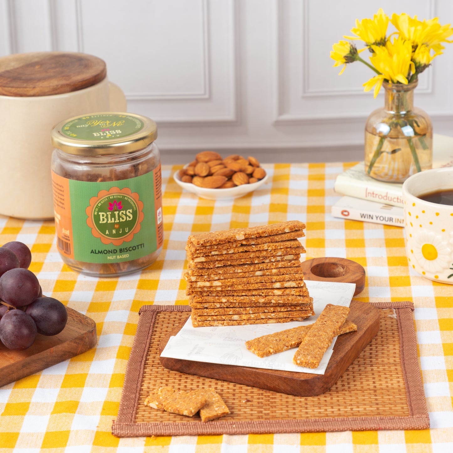 ALMOND BISCOTTI NUTS BASED