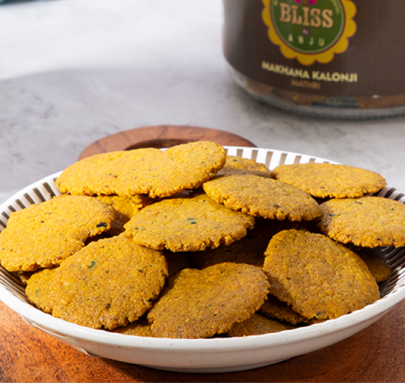 Makhana Kalonji Mathri